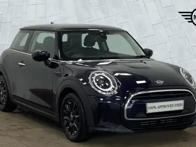 Used Mini Cooper Classic 134 HP (98 kW) 2023 Black Hatchback