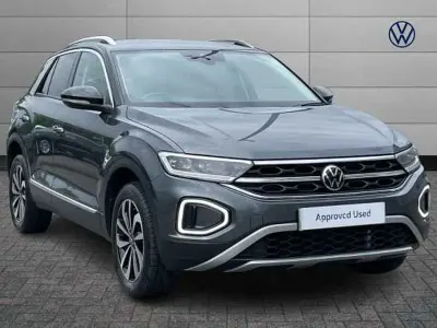 Begagnad VW T-Roc Style 150 HK (110 kW) 2024 Grå SUV
