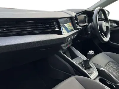 Begagnad Audi A1 Sport 108 HK (79 kW) 2022 Grå SUV
