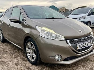 Used Peugeot 208 Allure 82 HP (60 kW) 2012 Grey Hatchback