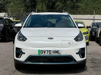 Used Kia e-Niro 147 kW (201 HP) 2021 White SUV