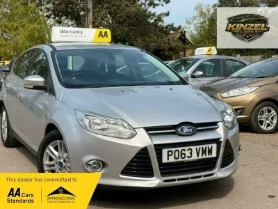 Used Ford Focus Titanium 125 HP (91 kW) 2013 Silver Hatchback