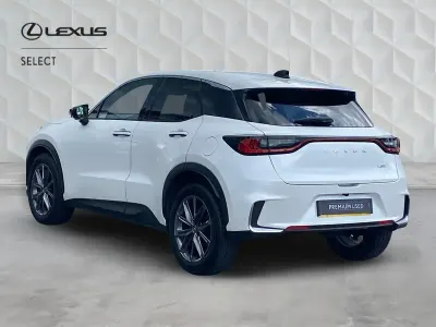 Used Lexus LBX 136 HP (100 kW) 2024 White SUV