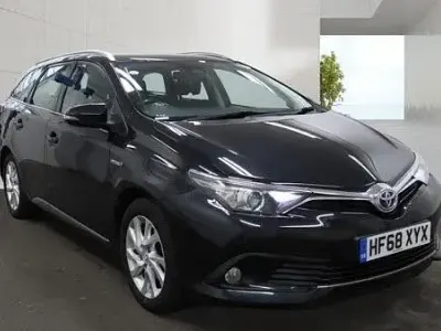 Used Toyota Auris Hybrid 2018 Black Estate