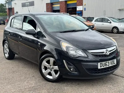 Used Vauxhall Corsa 100 HP (73 kW) 2013 Black Hatchback
