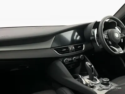 Begagnad Alfa Romeo Giulia