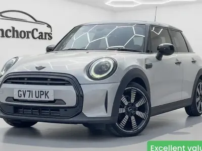 Used Mini Cooper Exclusive 136 HP (100 kW) 2022 Silver Hatchback