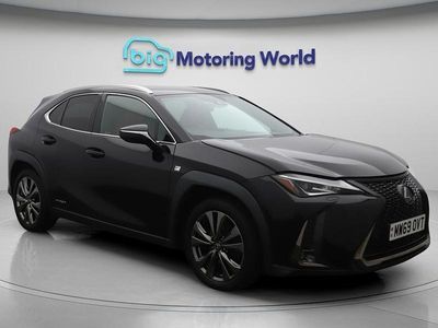 Lexus UX 250h