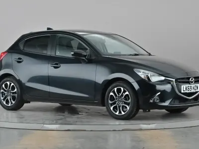 Usado Mazda 2 Inclusive 90 HP (66 kW) 2019 Preto Citadino