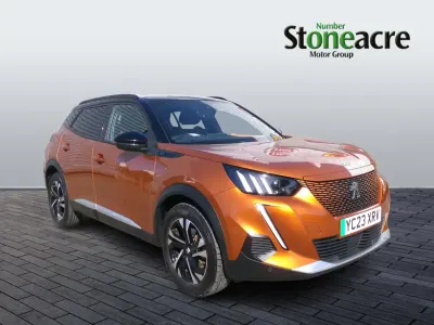 Second-hand Peugeot 2008 GTi 100 kW (136 CP) 2023 Portocaliu SUV