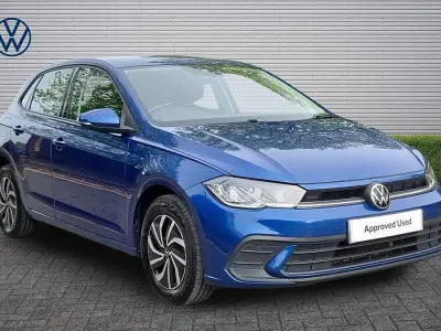 Used VW Polo Life 95 HP (69 kW) 2022 Blue Hatchback