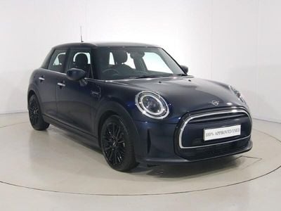 Usado Mini Cooper Exclusive 134 HP (98 kW) 2022 Preto Citadino