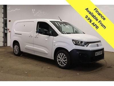 Begagnad Fiat Doblò 2023 Vit Minibuss