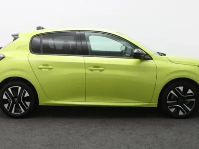 Used Peugeot 208 Allure 99 HP (72 kW) 2025 Agueda yellow Hatchback