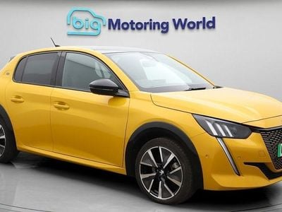 Used Peugeot e-208 Premium 100 kW (136 HP) 2022 Yellow Hatchback
