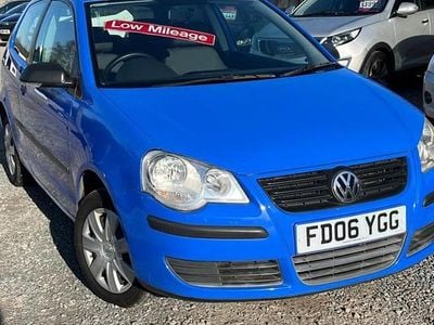 Used VW Polo 55 HP (40 kW) 2006 Blue Hatchback