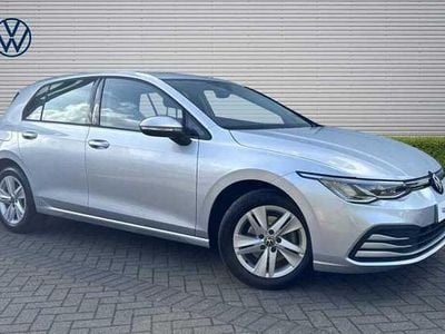 Second-hand VW Golf VIII 150 CP (110 kW) 2023