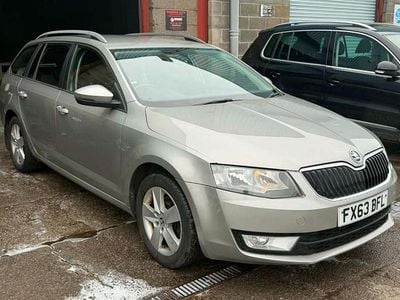 Used Skoda Octavia SE 104 HP (76 kW) 2013 Beige Estate