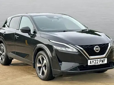 Used Nissan Qashqai N-Connecta 158 HP (116 kW) 2022 Black SUV