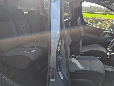 Used Peugeot Partner Tepee S 92 HP (67 kW) 2015 Metallic blue MPV