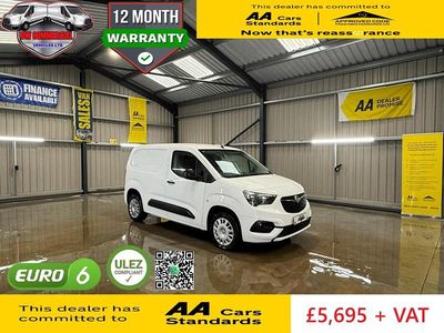 Used Vauxhall Combo Sportive 100 HP (73 kW) 2021 White Van