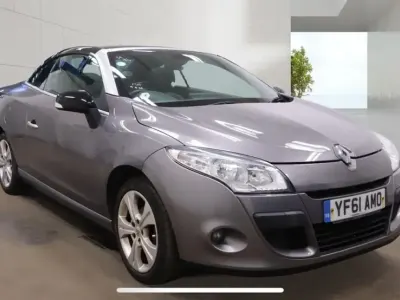 Usado Renault Mégane Cabriolet Dynamique 2011 Cinzento Cabrios