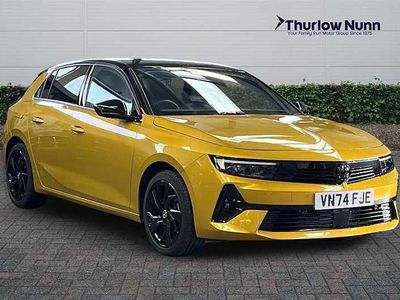 Used Vauxhall Astra S 130 HP (95 kW) 2024 Yellow and black Hatchback