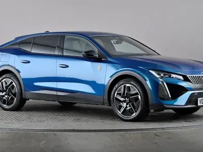 Usado Peugeot 408 GT 131 CV (96 kW) 2024 Azul SUV