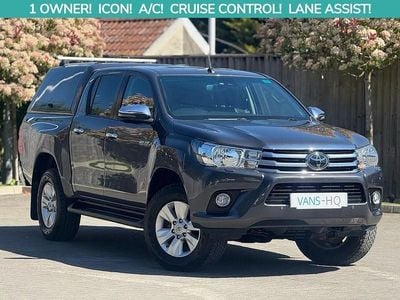 Begagnad Toyota HiLux 150 HK (110 kW) 2020 Grå Pickup