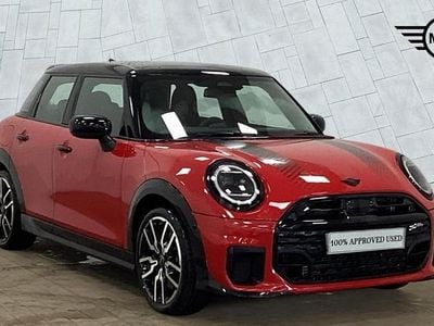 Usado Mini Cooper Hatch 113 kW (154 CV) 2025 Rojo Utilitario