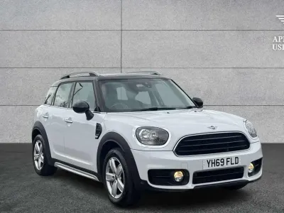Używany Mini Cooper Countryman Classic 134 KM (98 kW) 2019 Biały SUV