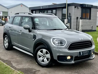 Usado Mini Cooper 2018 Gris Utilitario