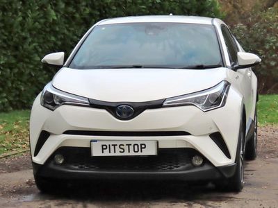 Used Toyota C-HR 122 HP (89 kW) 2017 White SUV