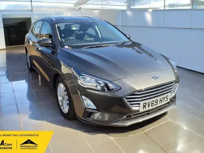 Used Ford Focus Titanium 125 HP (91 kW) 2019 Grey Estate