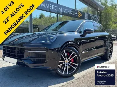Usado Porsche Cayenne 650 CV (478 kW) 2023 Negro SUV
