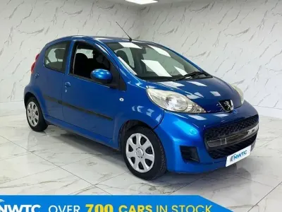 Second-hand Peugeot 107 68 CP (50 kW) 2012 Albastru Hatchback