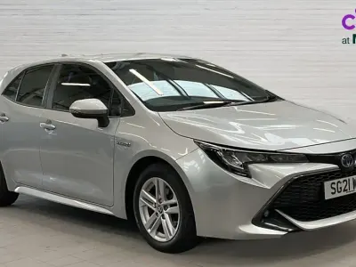 Used Toyota Corolla 122 HP (89 kW) 2021 Silver