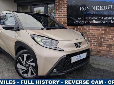 Used Toyota Aygo X 72 HP (52 kW) 2022 Beige SUV