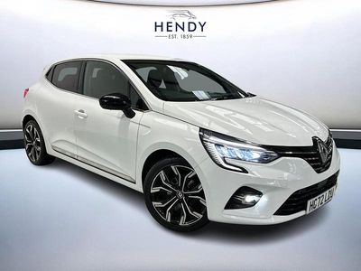 Used Renault Clio V Techno 90 HP (66 kW) 2022 White  Hatchback
