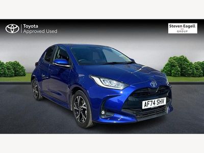 Used Toyota Yaris Hybrid Design 2024 Blue Hatchback