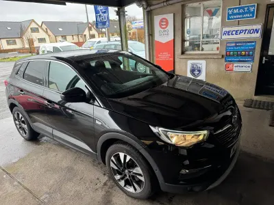 Used Vauxhall Grandland X Sport 130 HP (95 kW) 2018 Black SUV