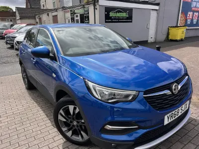 Used Vauxhall Grandland X Sport 130 HP (95 kW) 2018 Blue SUV