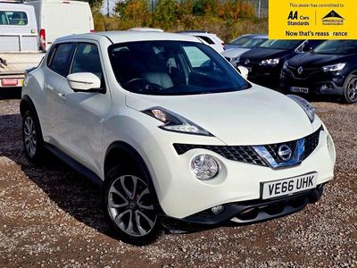 White Used 2016 Nissan Juke Tekna SUV | £8,988 (Fair price)