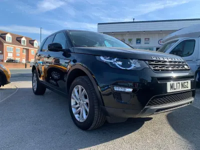 Used Land Rover Discovery Sport SE 180 HP (132 kW) 2017 Black SUV