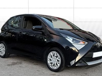 Used Toyota Aygo X-play 72 HP (52 kW) 2021 Hatchback