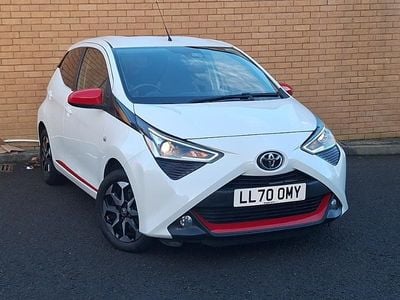Begagnad Toyota Aygo Trend 72 HK (52 kW) 2021 Vit Halvkombi