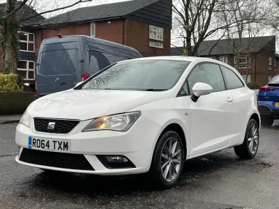 Begagnad Seat Ibiza I-Tech 2014 Vit Halvkombi