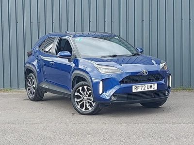 Used Toyota Yaris Hybrid Design 116 HP (85 kW) 2023 Blue Estate