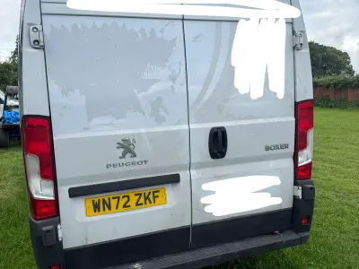 Used Peugeot Boxer Premium 140 HP (102 kW) 2023 White Van