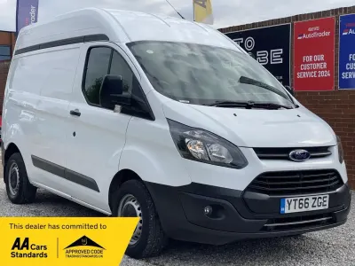Used Ford Transit Custom 105 HP (77 kW) 2016 White Van